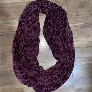 *FINAL PRICE DROP* Decorative scarf